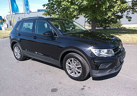 VW Tiguan Volkswagen DSG Aut.*NAVI*Sitzhzg*Klimatronik*PDC*Sitzhzg*