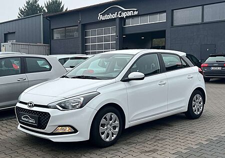 Hyundai i20 Classic/2.Ha/Klima/TUV 08.27/5Tur/Scheckheft