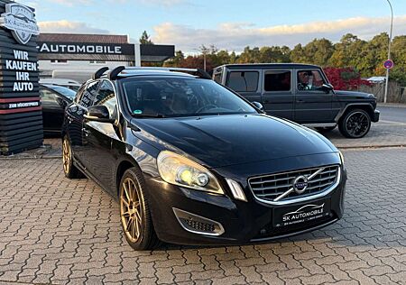 Volvo V60 Kombi Summum XENON-NAVI-KAMERA-AUTOMATIK-SHZ