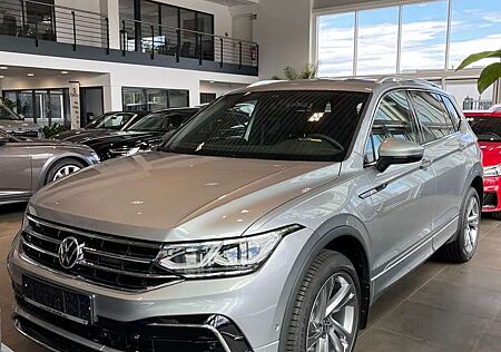 VW Tiguan Allspace Volkswagen R-Line 4Motion Standheizung | 7 Sitzer