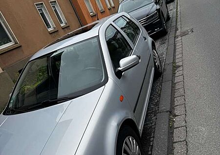 VW Golf Volkswagen 1.4 Comfortline