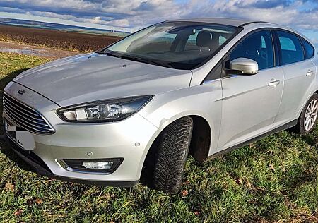 Ford Focus 1.0 EcoBoost Start-Stopp-System Titanium