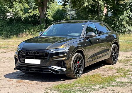 Audi Q8 50 TDI quattro S-Line Matrix Pano Leder