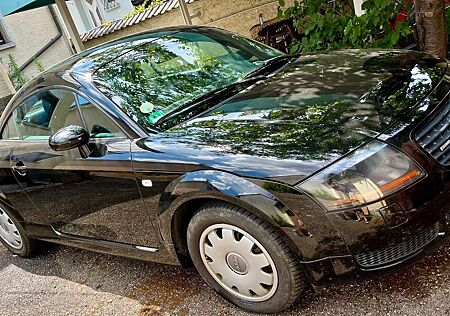 Audi TT Coupe 1.8 T quattro