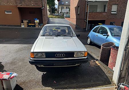 Audi 80