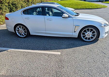 Jaguar XF 2.2 Diesel