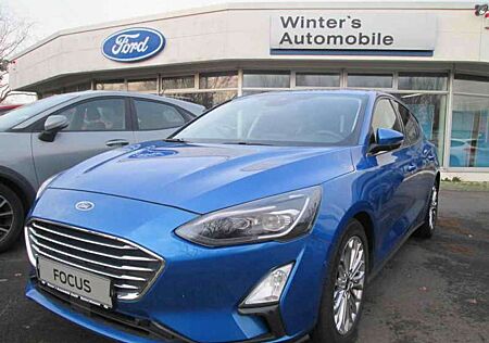 Ford Focus 1.0 EcoBoost Hybrid TITANIUM