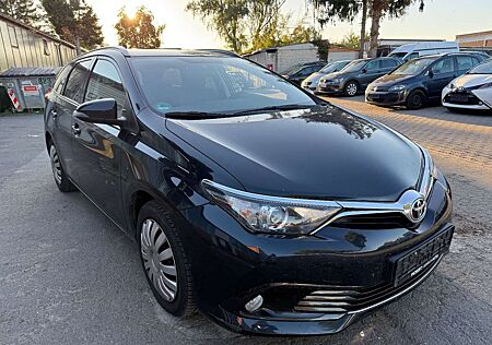 Toyota Auris 1,6 D4-D NAVI/KAMERA/LED