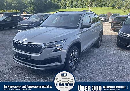 Skoda Kodiaq 2.0 TDI DSG 4x4 Tour, AHK, Matrix, Navi, 1. Hand
