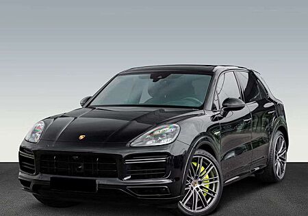 Porsche Cayenne Turbo S E-Hybrid 680PS Approved 12.2026
