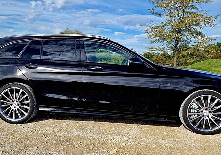 Mercedes-Benz C 43 AMG AMG C 43 4Matic T AMG TCT 9G