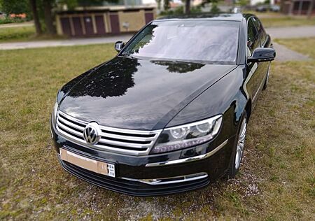VW Phaeton Volkswagen Diesel 3.0 V6 TDI DPF 4MOTION 4Sitzer lang