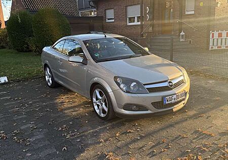 Opel Astra Twin Top 1.8 Cosmo