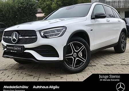 Mercedes-Benz GLC 300 e 4MATIC AMG PanoSD AHK Night Kam EasyP