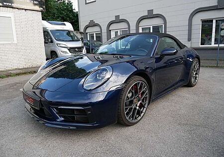 Porsche 992 Carrera 4 Cabriolet Sport Design Lift 360Kam Bose