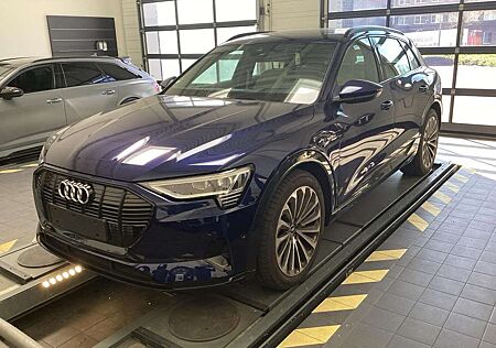 Audi e-tron 55 Q BLACK 21Z./PANO/HuD/MATRIX/SHZ./B&O