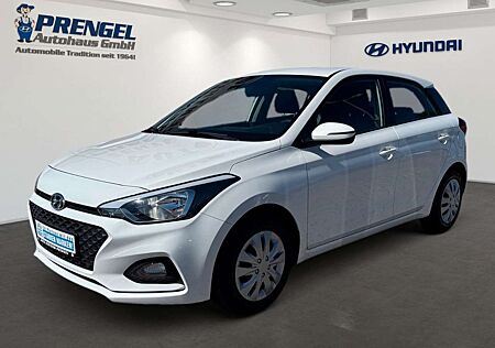 Hyundai i20 1.2 Select KLIMA ZV ESP