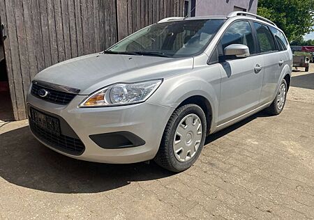 Ford Focus 1.6 Kombi TÜV NEU 05/2027+Klima