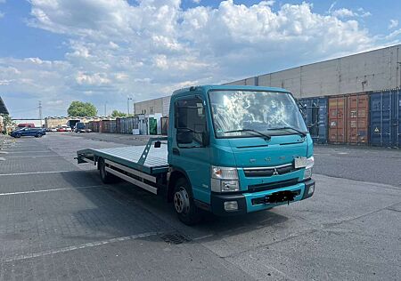 Mitsubishi Canter Fuso Abschleppwagen