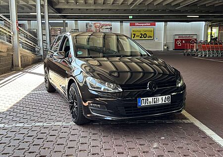 VW Golf Volkswagen Lounge BMT