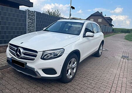 Mercedes-Benz GLC 220 d 4Matic 9G-TRONIC