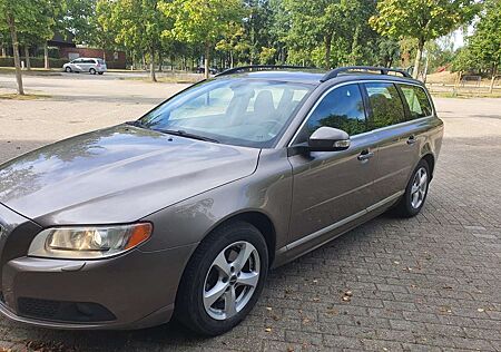 Volvo V70 2.4D Aut. Momentum
