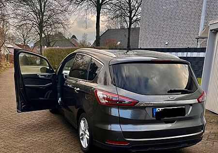 Ford S-Max 1.5 Eco Boost Start-Stopp Titanium