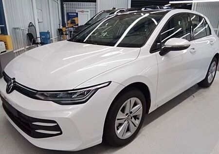 VW Golf Volkswagen VIII Lim. 1.5 eTSI Life Panorama/LED/AHK