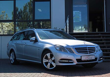 Mercedes-Benz E 200 CGI T Leder Sitzheizung Navi Speedtronic