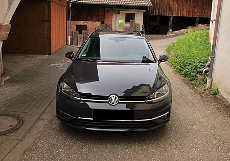 VW Golf Variant Volkswagen Golf VII Variant Diesel 1.6 TDI *AHK*