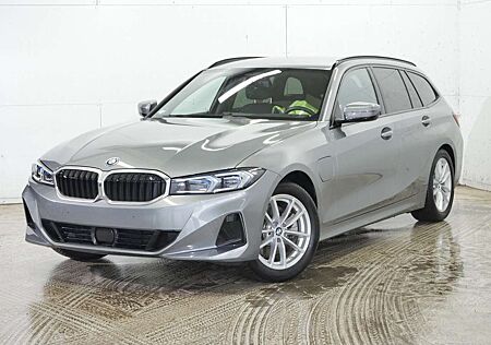 BMW 330 e xDrive Touring