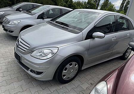 Mercedes-Benz B 170 Mit Neuem TÜV Guter Zustand