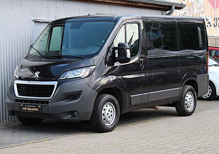 Peugeot Boxer Komfort HDi 110 / 8 Sitzer+Klima+Navi+AHK