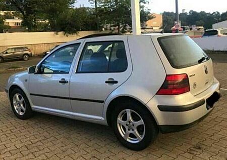 VW Golf Volkswagen 1.6 Comfortline