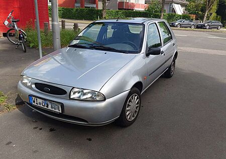 Ford Fiesta Style