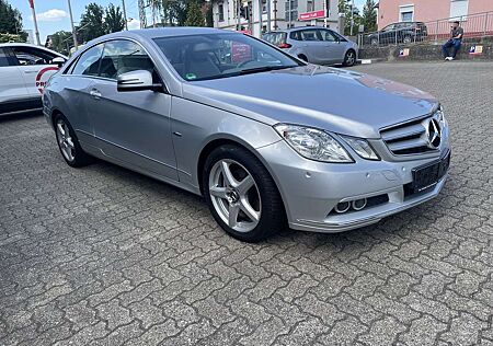 Mercedes-Benz E 200 CGI BlueEfficiency (207.348)
