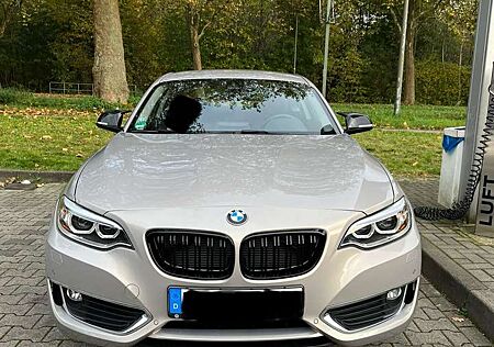 BMW 228i 228 Coupe Sport-Aut. Luxury Line