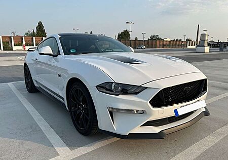 Ford Mustang Fastback 5.0 Ti-VCT V8 GT