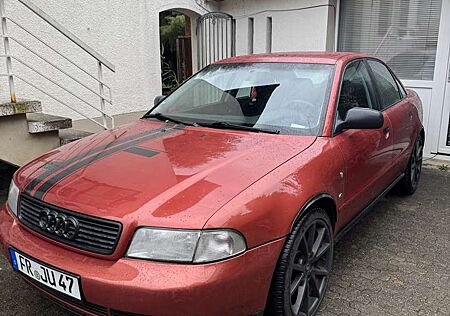 Audi A4 1.6