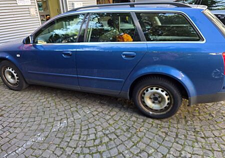 Audi A4 Avant 2.5 TDI