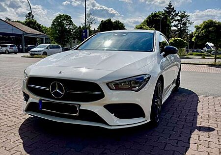 Mercedes-Benz CLA 180 AMG Line & Night Paket