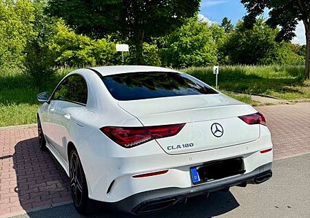 Mercedes-Benz CLA 180 AMG Line & Night Paket