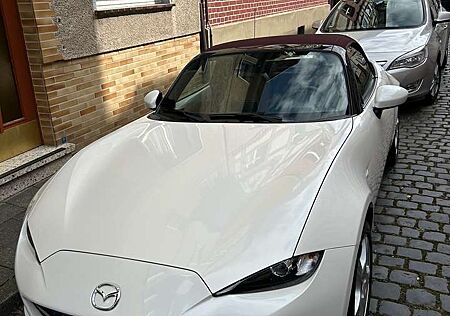 Mazda MX-5 SKYACTIV-G 131 SAKURA