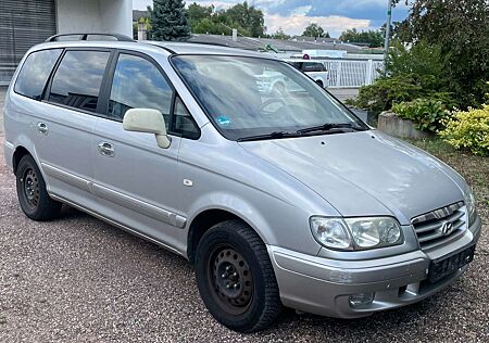 Hyundai Trajet 2.0 GLS Team 06