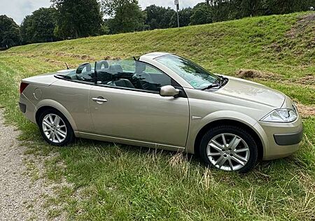 Renault Megane 1.6 Coupe-Cabriolet Authenique
