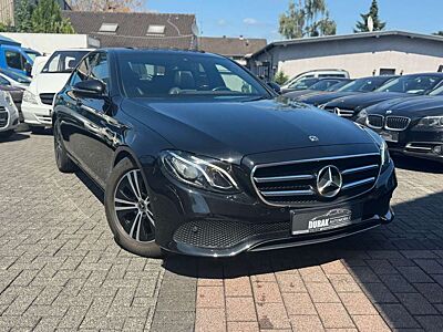 Mercedes-Benz E 220 d Limousine/ TAXI/ LEDER/ COMAND/ SCHIEBED