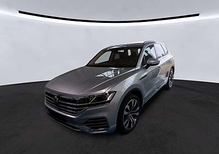 VW Touareg Volkswagen 3.0TSi e-HYBRID 4M 21Z./ACC/HuD/PANO/KAM