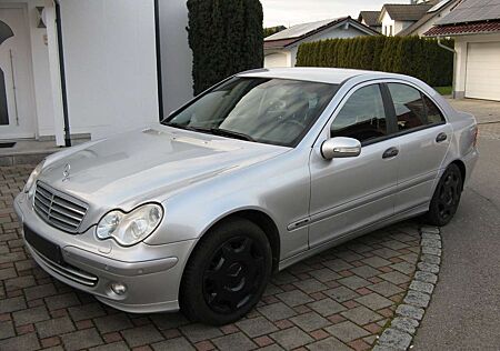Mercedes-Benz C 200 C-Klasse Kompressor Elegance 1 Hand Automatik