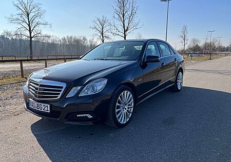 Mercedes-Benz E 250 CGI BlueEfficiency (212.047)