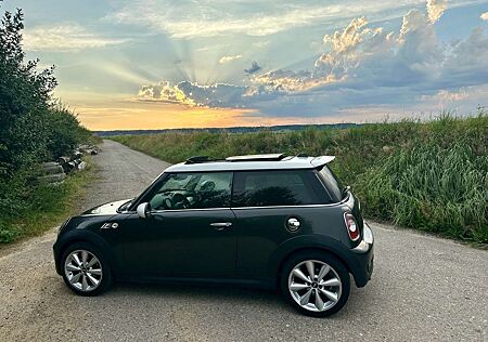 Mini Cooper SD *-S-Sport*Panoramadach*Navi*